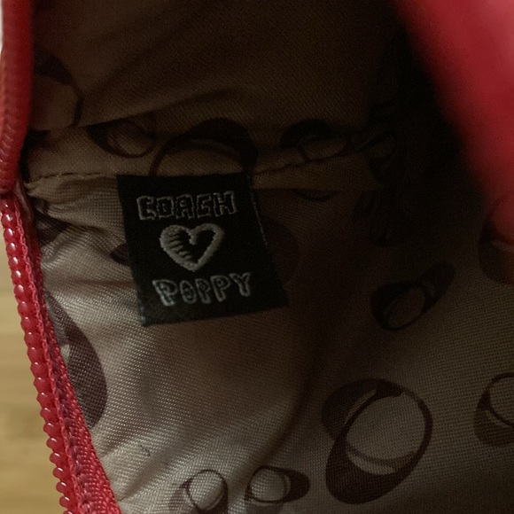 Coach Poppy wristlet - Picture 3 of 3